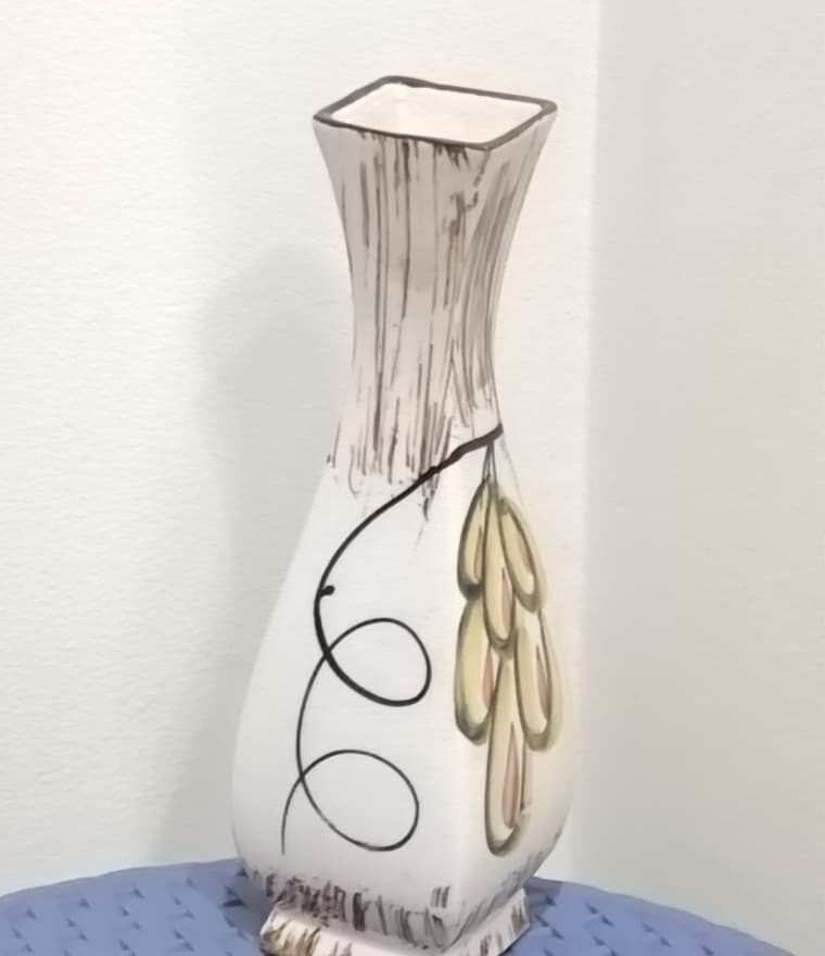 hand painted cream ceramic vase 8"