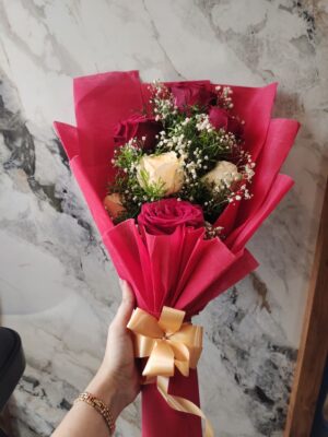 valentine's red bouquet